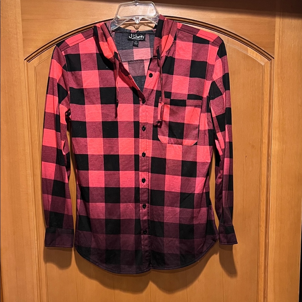 Women’s Justify Young for Contemporary Bold Red and Black Plaid Shirt